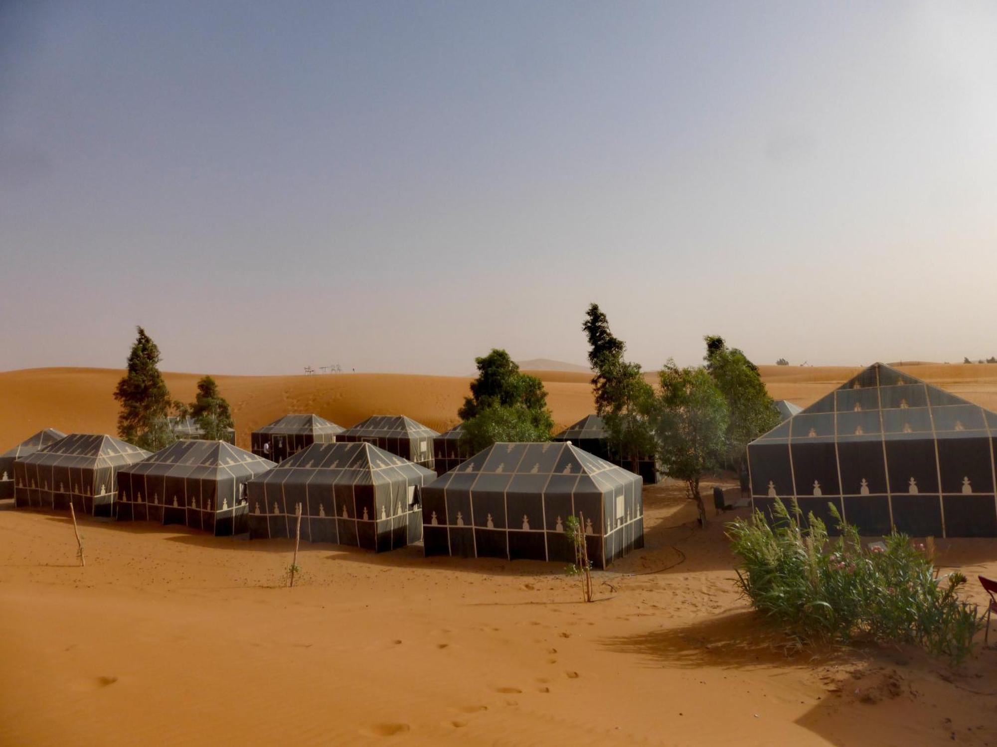 Luxury tent Majestic Mirage Camp
